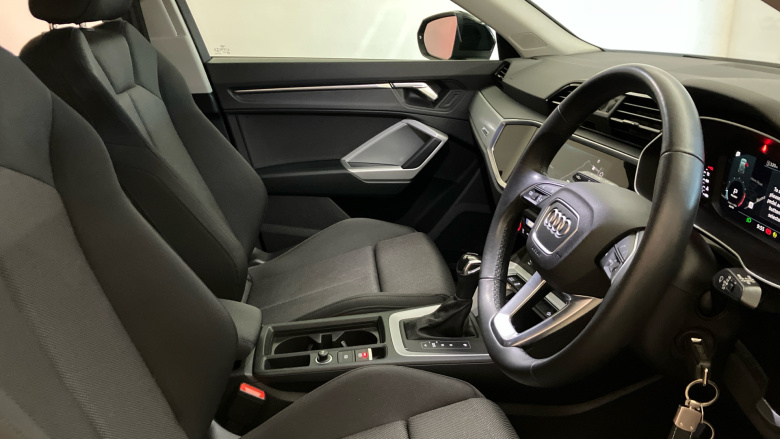 Audi Q3 35 TFSI Sport 5dr S Tronic Petrol Estate